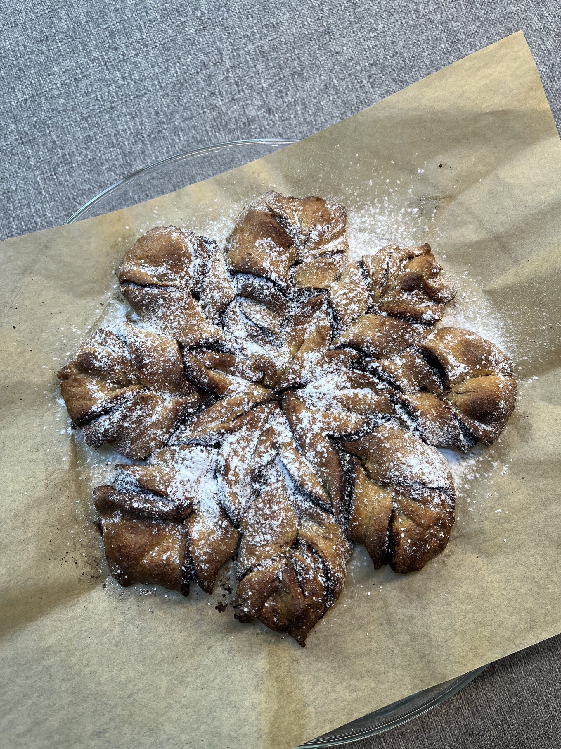 Einkorn Snowflake Pull Apart Cinnamon Rolls